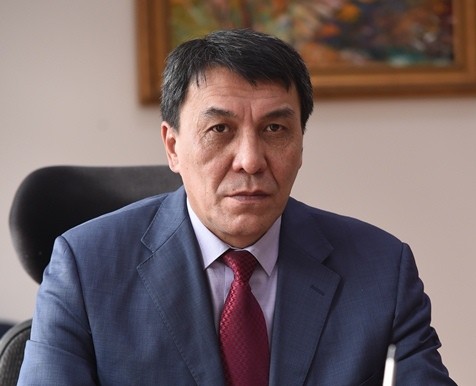 Сакен Ахметов вышел из правления Нурбанка