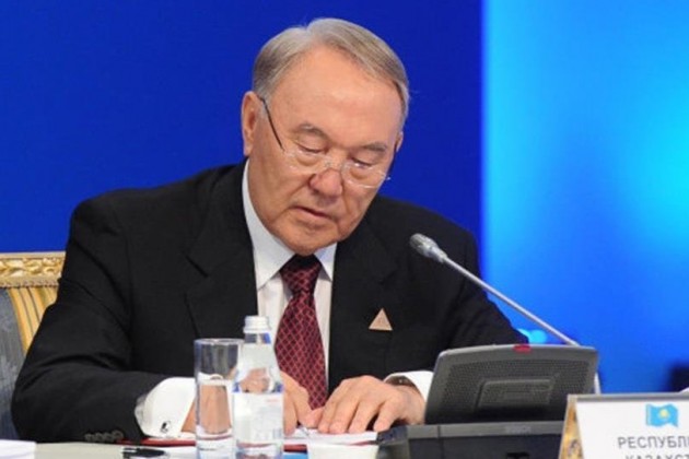 Президент издал указ о переводе казахского языка на латиницу