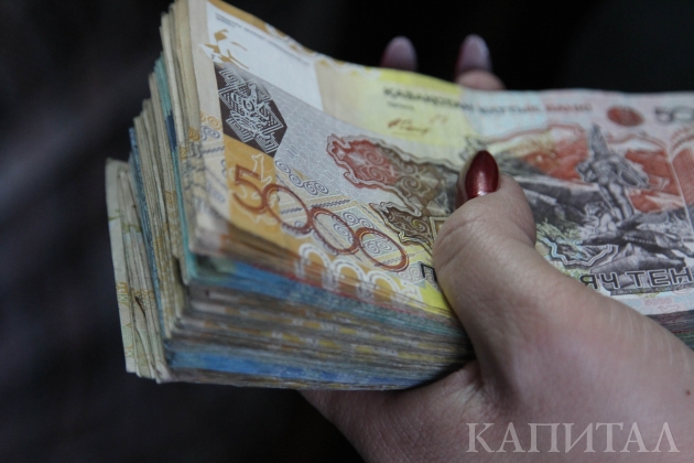 Банки Казахстана завершают обмен купюр образца 2006 года
