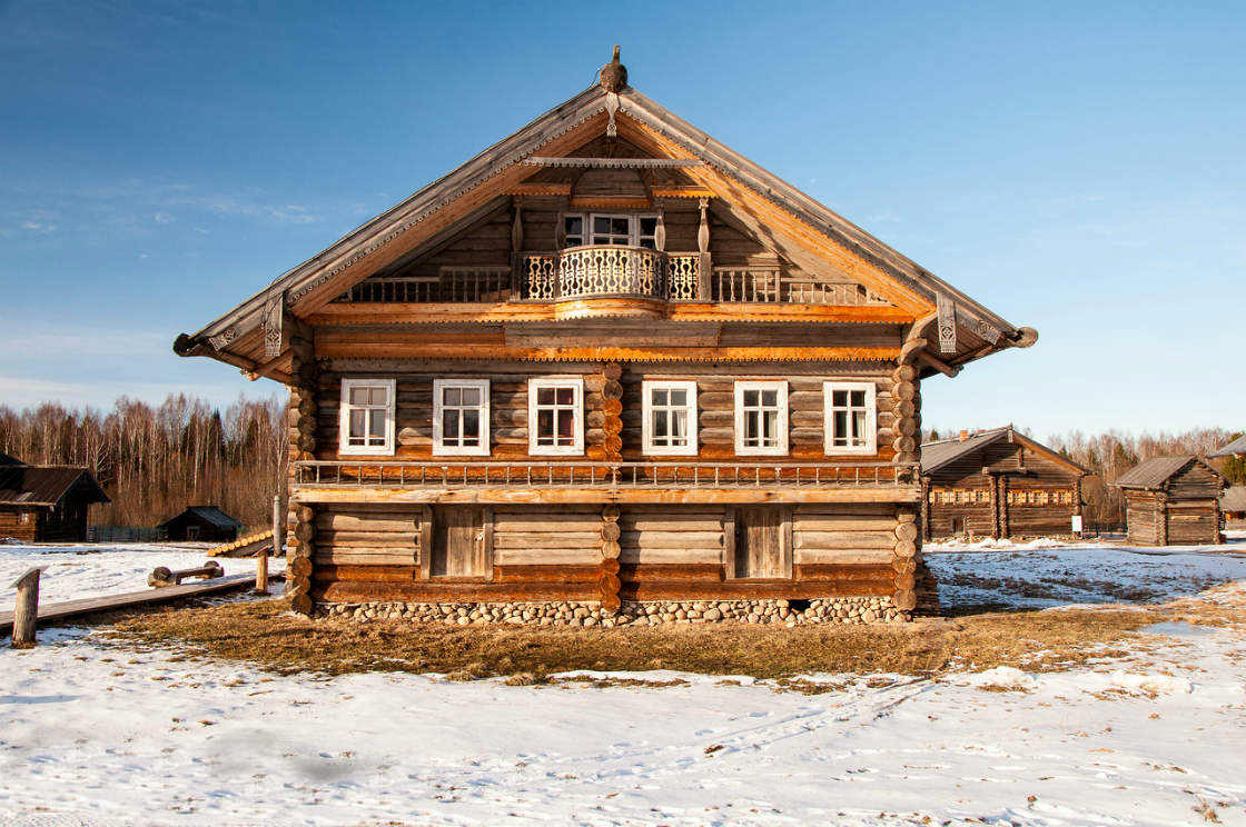 Рубленные дома в России: выбираем подходящий проект