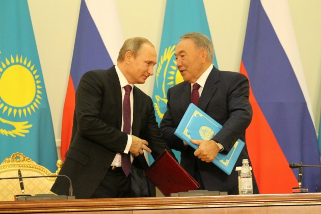 Нурсултан Назарбаев прибыл в Челябинск