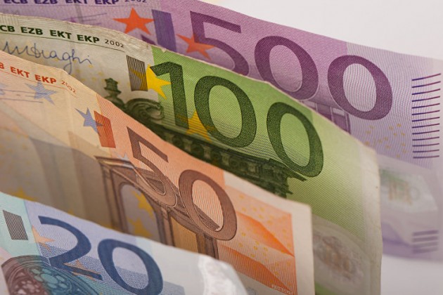 Немцы платят наличными чаще всех в еврозоне
