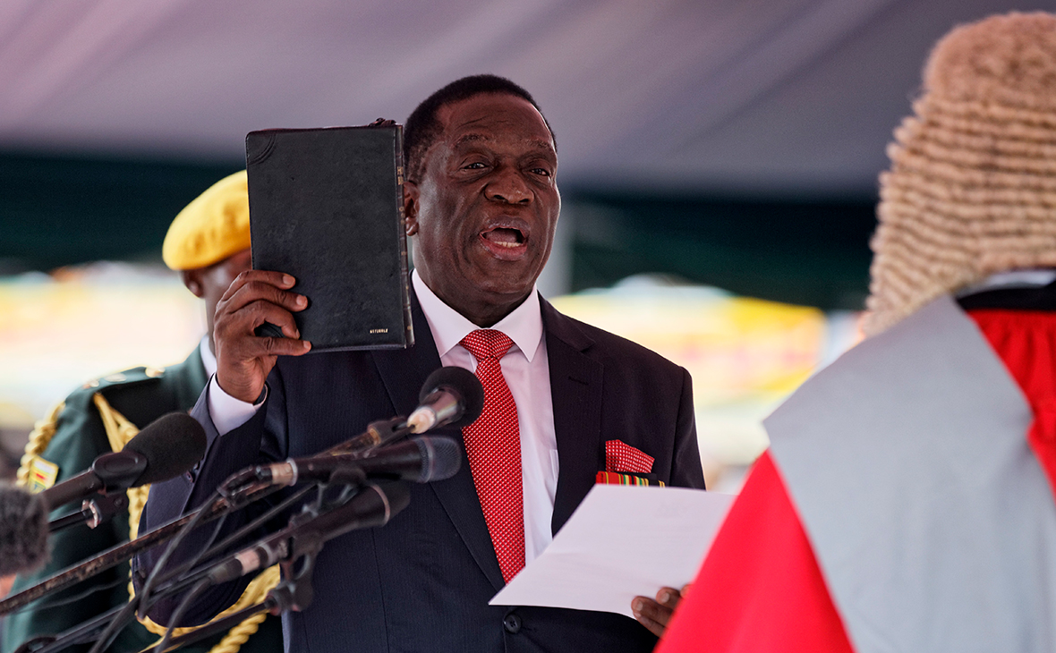Мнангагва по прозвищу Крокодил вступил в должность президента Зимбабве