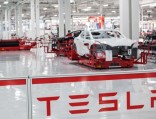 Tesla снова терпит убытки
