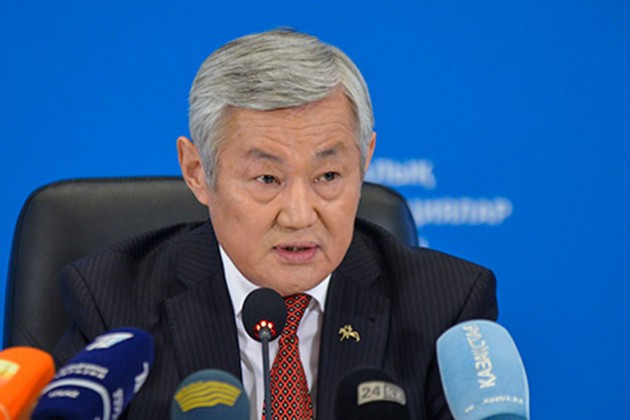 Бердыбек Сапарбаев призвал владельцев аптек не повышать цены